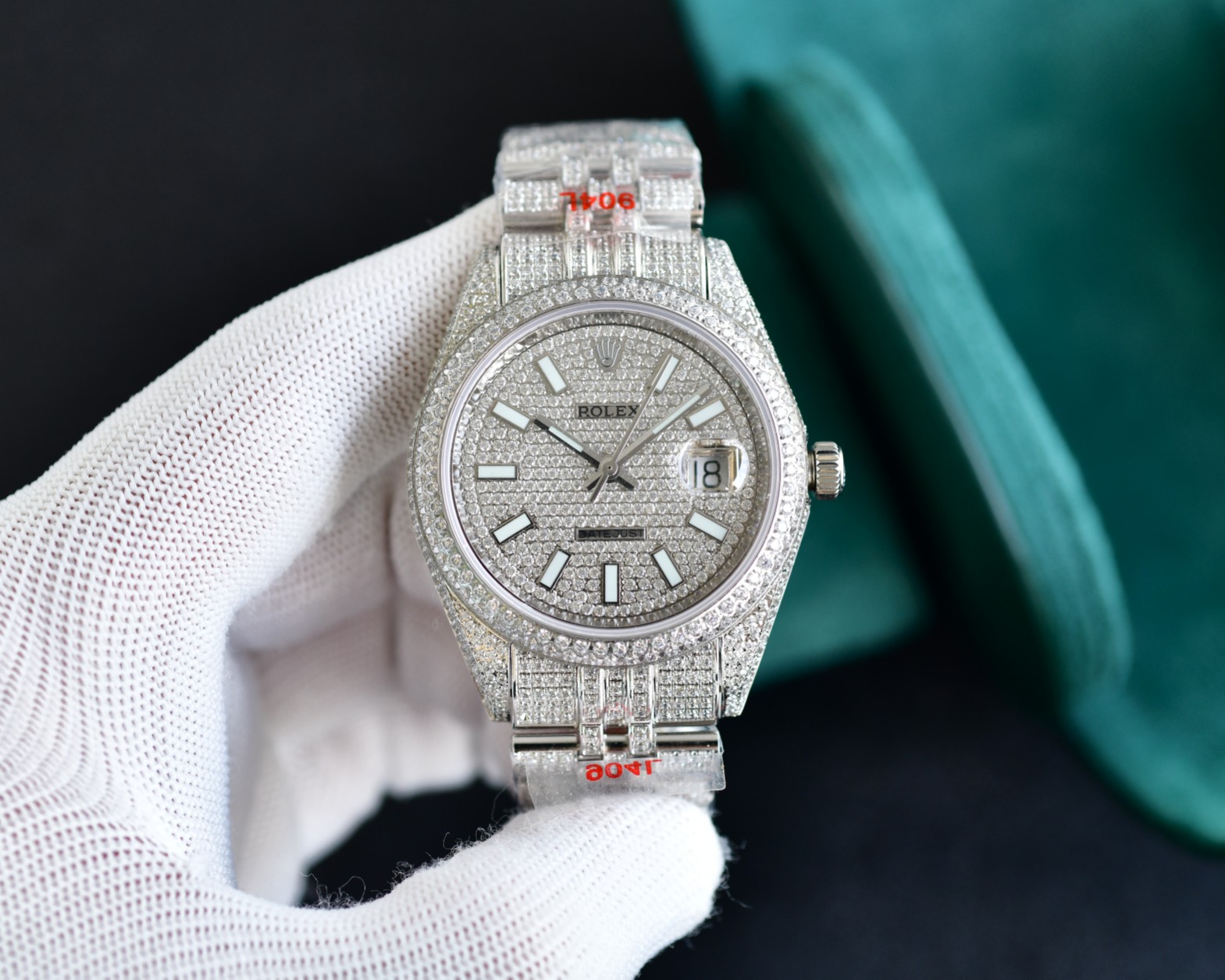 Rolex Datejust Luxury Watch, 41mm Stainless Steel Case with Diamond Bezel, Calibre 3235 Movement, Diamond - Set Jubilee Bracelet (Baton Numeral Dial)