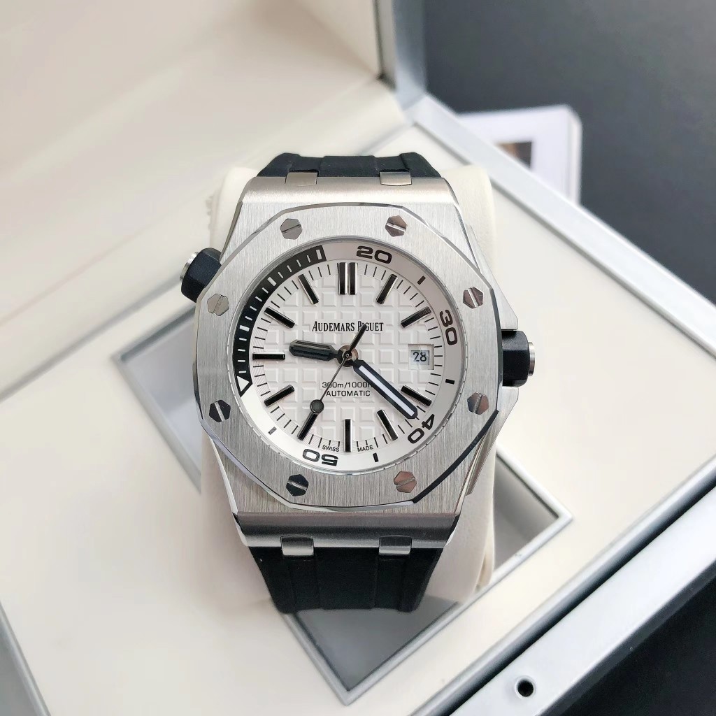 Audemars Piguet Royal Oak Offshore Luxury Watch, 42mm Stainless Steel Case, Self - Winding Movement, Black Rubber Strap