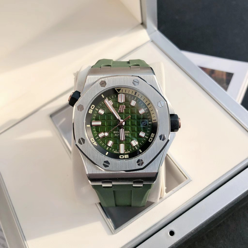Audemars Piguet Royal Oak Offshore Luxury Watch, 42mm Stainless Steel Case, Self - Winding Movement, Green Rubber Strap