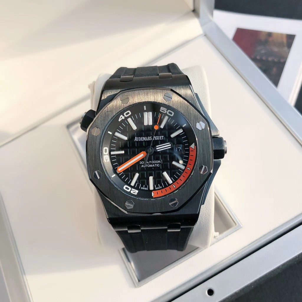 Audemars Piguet Royal Oak Offshore Luxury Watch, 42mm Black Ceramic Case, Self - Winding Movement, Black Rubber Strap
