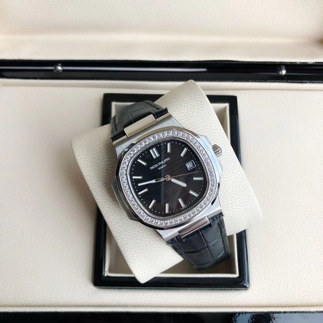 Patek Philippe Nautilus Diamond - Set Luxury Watch, 40mm Stainless Steel Case, Caliber 324 SC Movement, Black Alligator Leather Strap