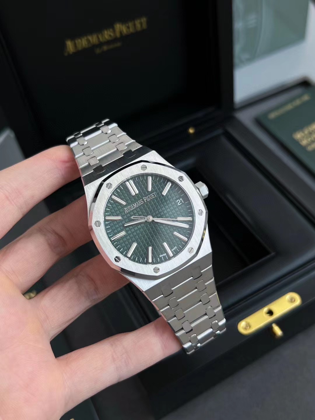 Audemars Piguet Royal Oak Luxury Watch, 41mm Stainless Steel Case, Calibre 4302 Automatic Movement, Stainless Steel Strap
