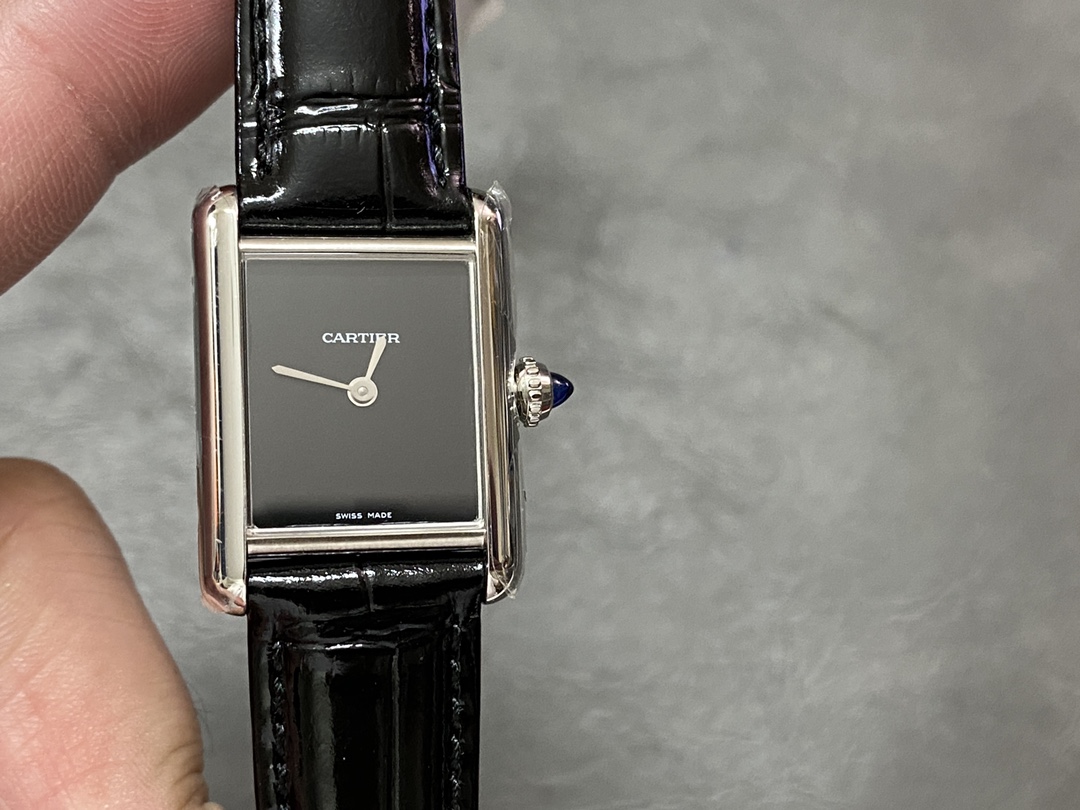 Cartier Tank Women's Watch, Square Stainless Steel Case (Approx. 22×29mm), Quartz Movement, Black Alligator Leather Strap