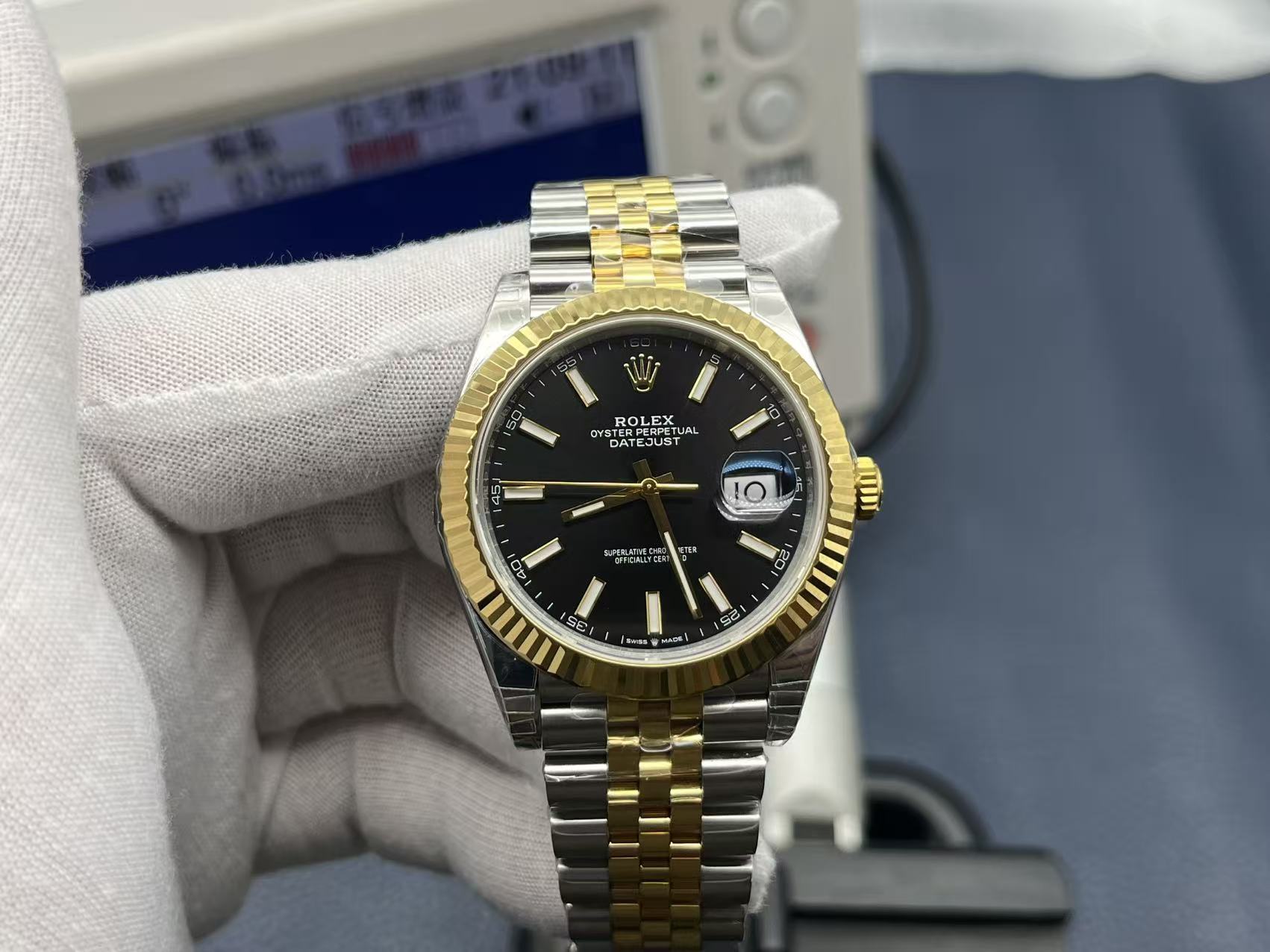 Rolex Oyster Perpetual Datejust Automatic Watch (Cal.3235, 41mm)