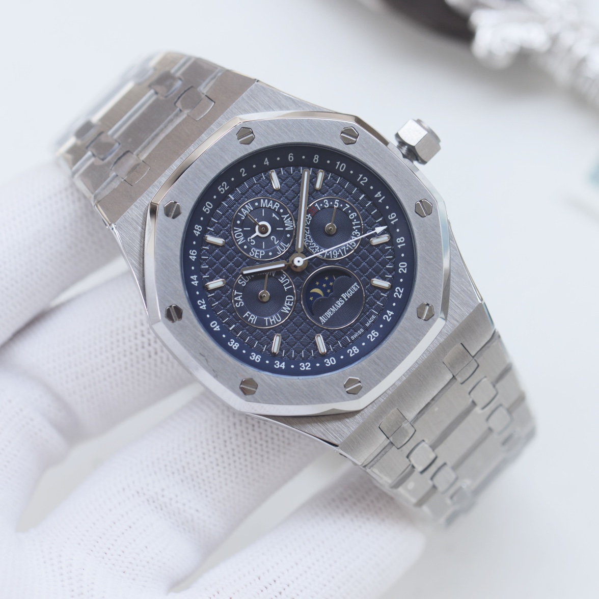 Audemars Piguet Royal Oak Perpetual Calendar Automatic Watch (Cal.5134, 42mm)