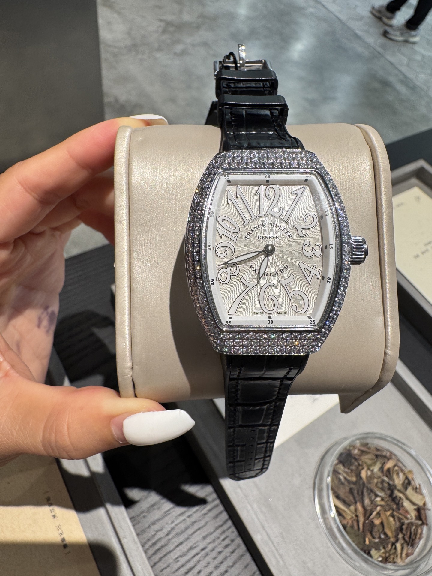 Franck Muller Vanguard Curvex Watch, ~32mm Diamond-Set Case, Silver Dial with Arabic Numerals, Black Alligator Leather Strap - V 32 QZ Quartz Movement