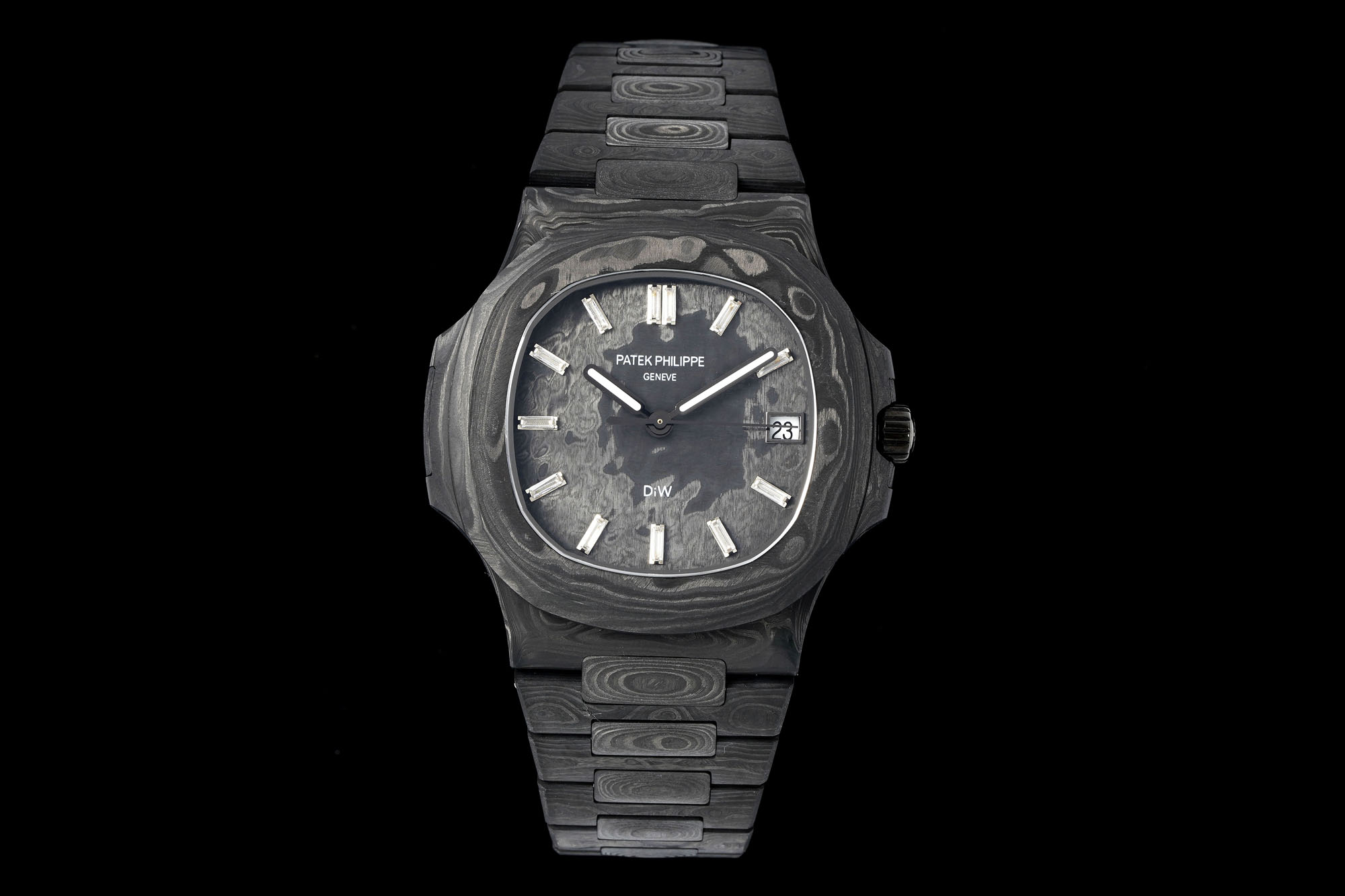 Patek Philippe Nautilus 40mm Carbon - Case Watch, Calibre 324 SC