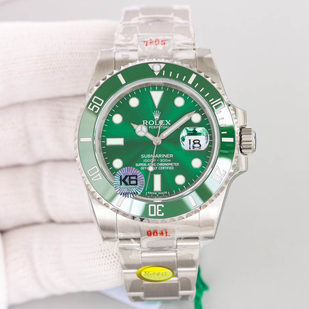 Rolex Submariner 41mm Watch, Calibre 3235