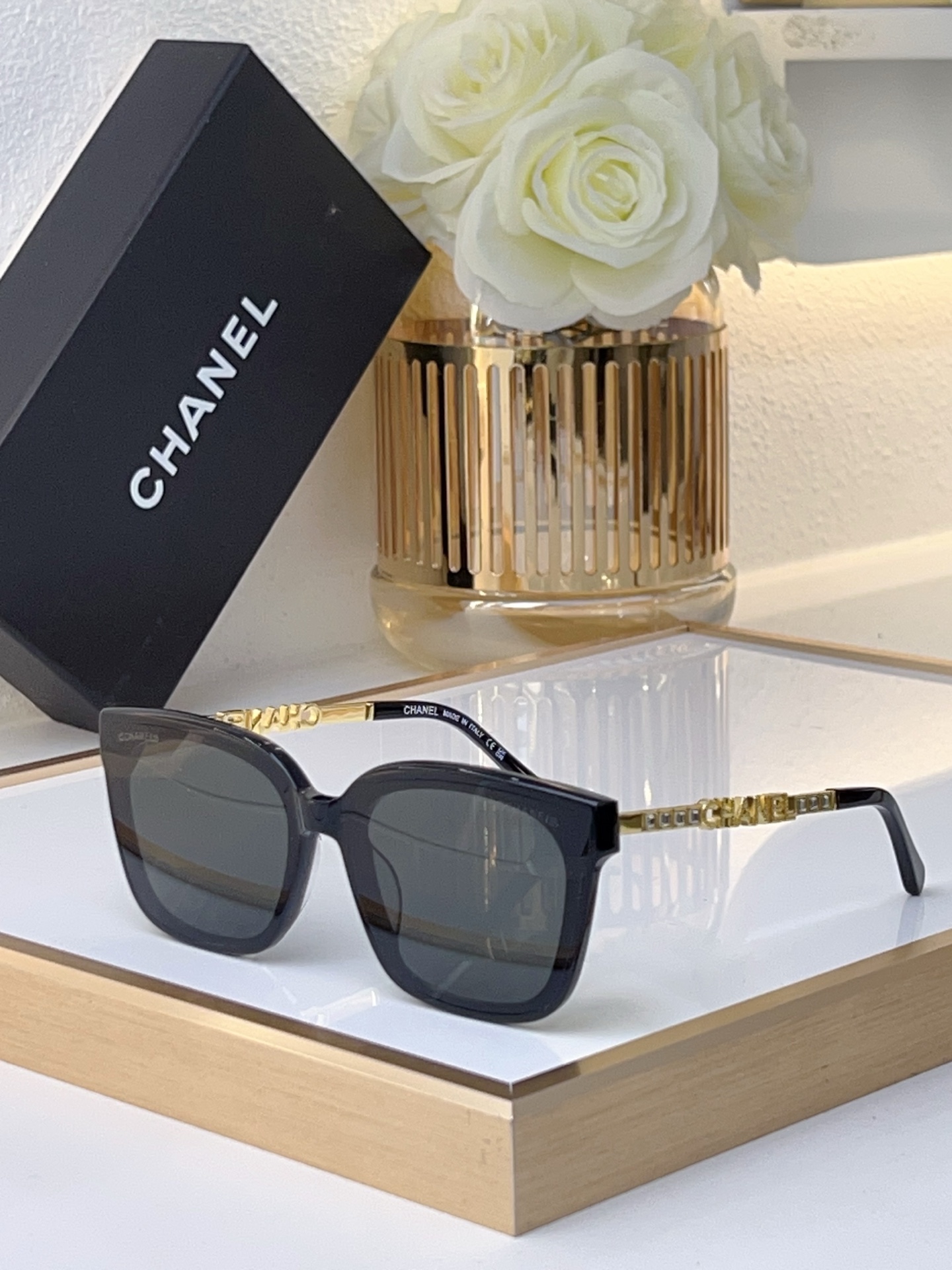 Chanel Square Sunglasses with Gold Chain Accents & Pink Gradient Lenses (Model: CH5519)