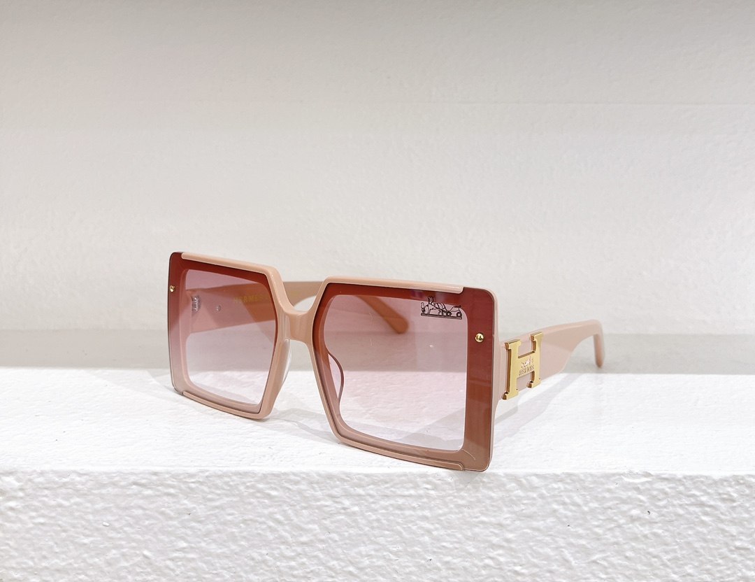 Hermès Pink - Brown Acetate Square Sunglasses (Model: HER002S)