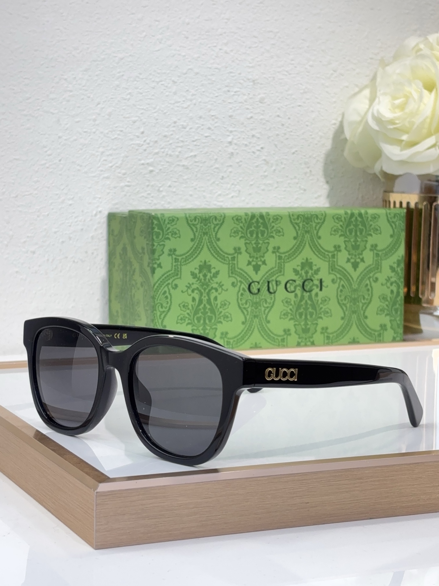 Gucci Square Black Acetate Sunglasses with Gold - Tone "GUCCI" Temple Accents & Gray Lenses (Model: GG1274S)