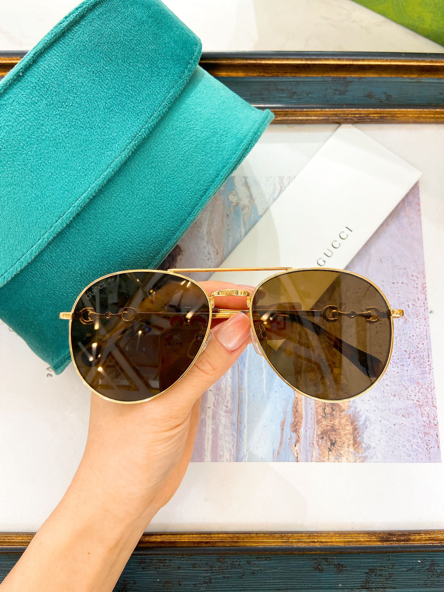 Gucci Aviator - Style Gold - Tone Metal Sunglasses with Chain - Linked Double G Detailing & Brown Lenses (Model: GG1248S)