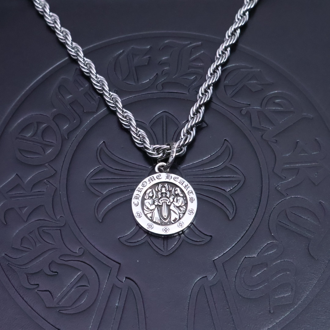 Chrome Hearts Engraved Medal Pendant Necklace - 925S Silver Rope - Chain Jewelry CH - EMD57