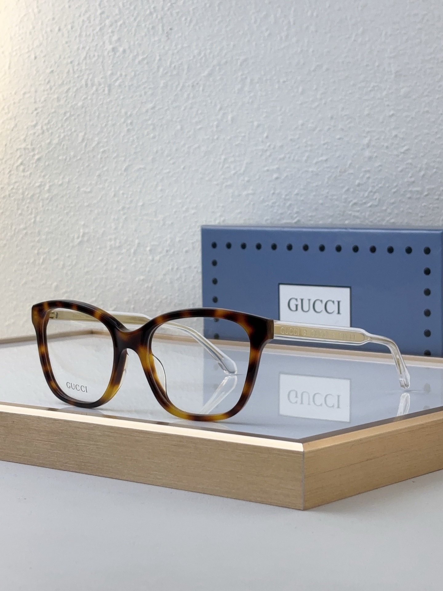 Gucci Square Acetate Optical Eyeglasses with Tortoiseshell Frame, Transparent Gradient Temples & Prescription - Ready Lenses - GG1238O
