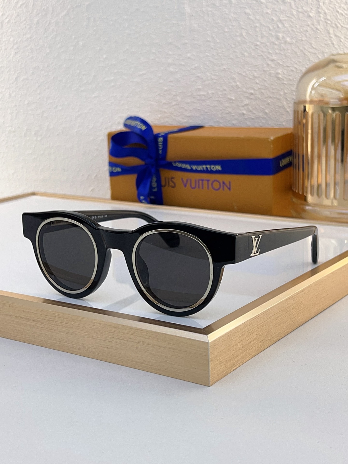 Louis Vuitton Round Acetate Sunglasses with Olive Green Frame, Metal Rim & Silver LV Motif - Z1788E