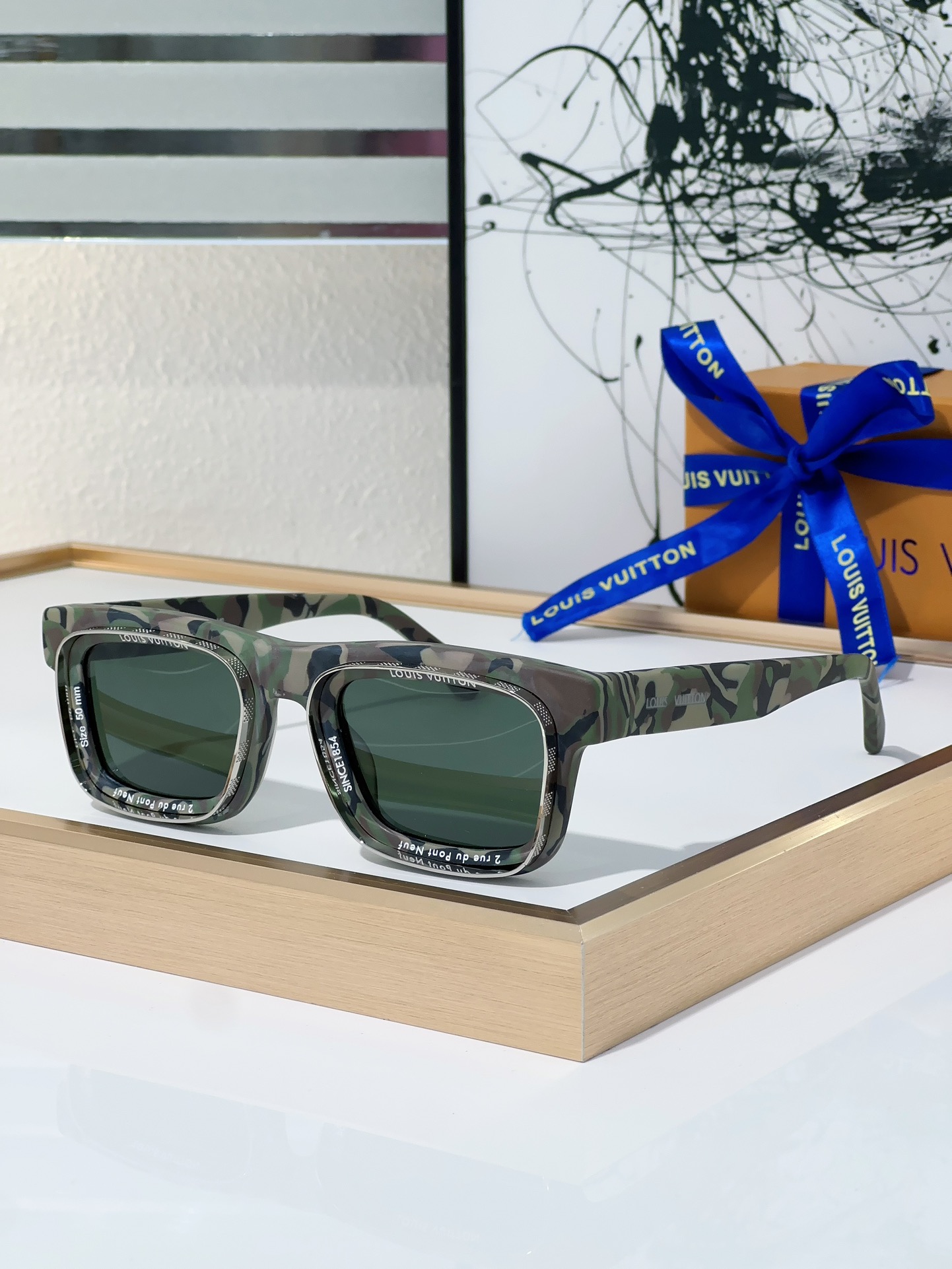 Louis Vuitton Square Camouflage Acetate Sunglasses with Metal Rim & Brand Inscriptions - Z1780E