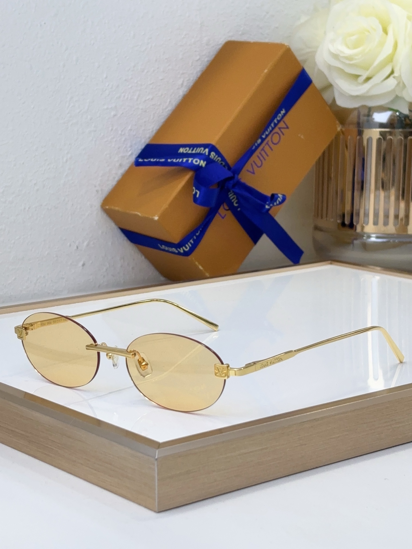 Louis Vuitton Oval Rimless Sunglasses with Damier Pattern & Gold Metal Frame - Z1748E