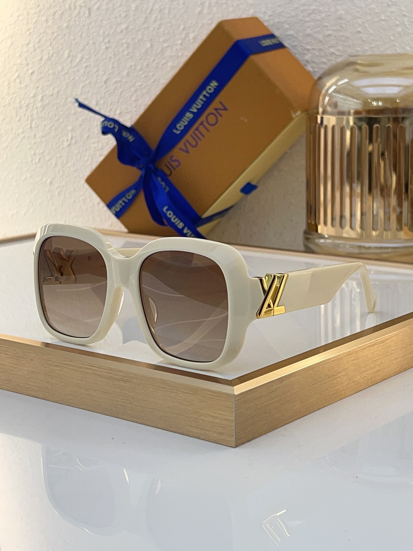 Louis Vuitton Square Acetate Sunglasses with Silver LV Accent - Z1743E
