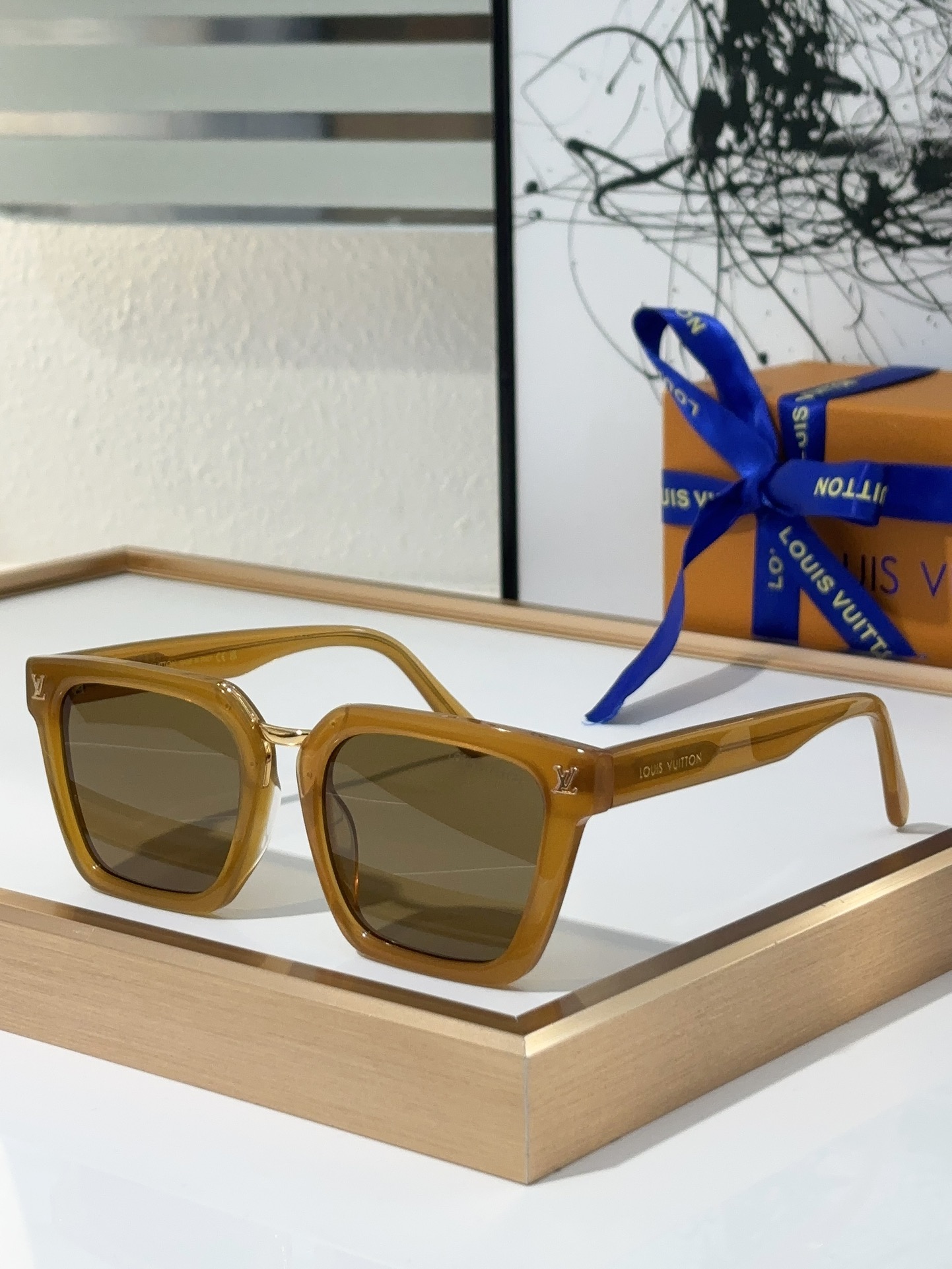 Louis Vuitton Square Transparent Acetate Sunglasses with Gold Hardware - Z1734E