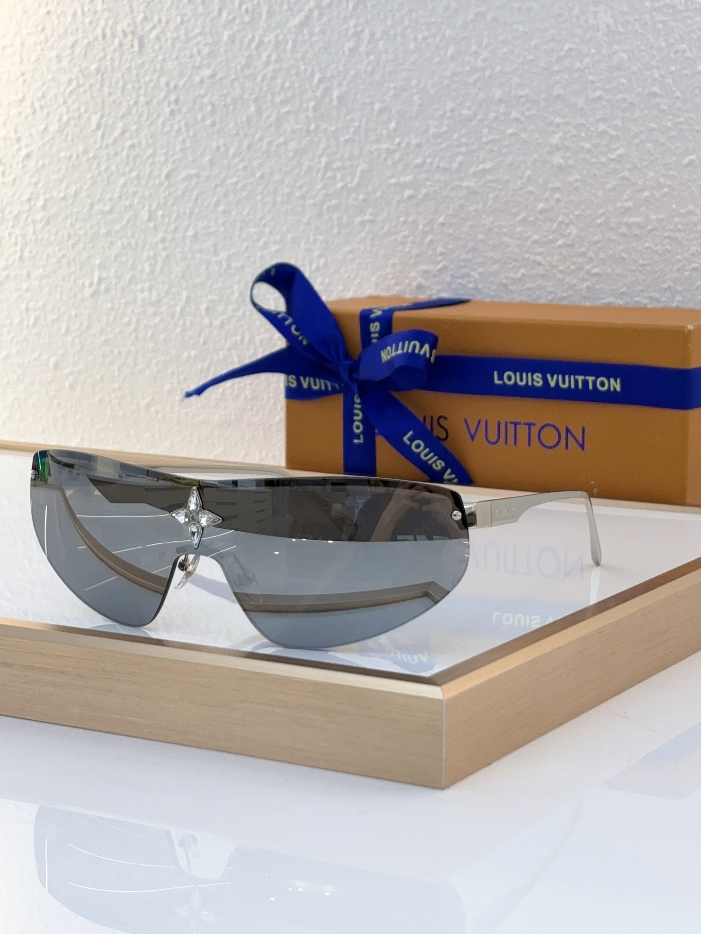 Louis Vuitton Crystal - Embellished Shield Sunglasses - Z1723E