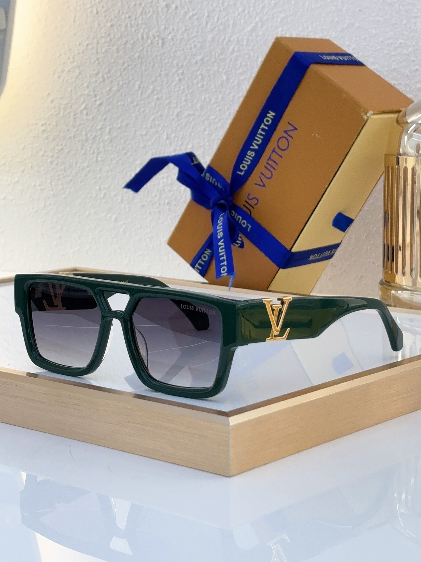 Louis Vuitton Z1720E Square Acetate Sunglasses