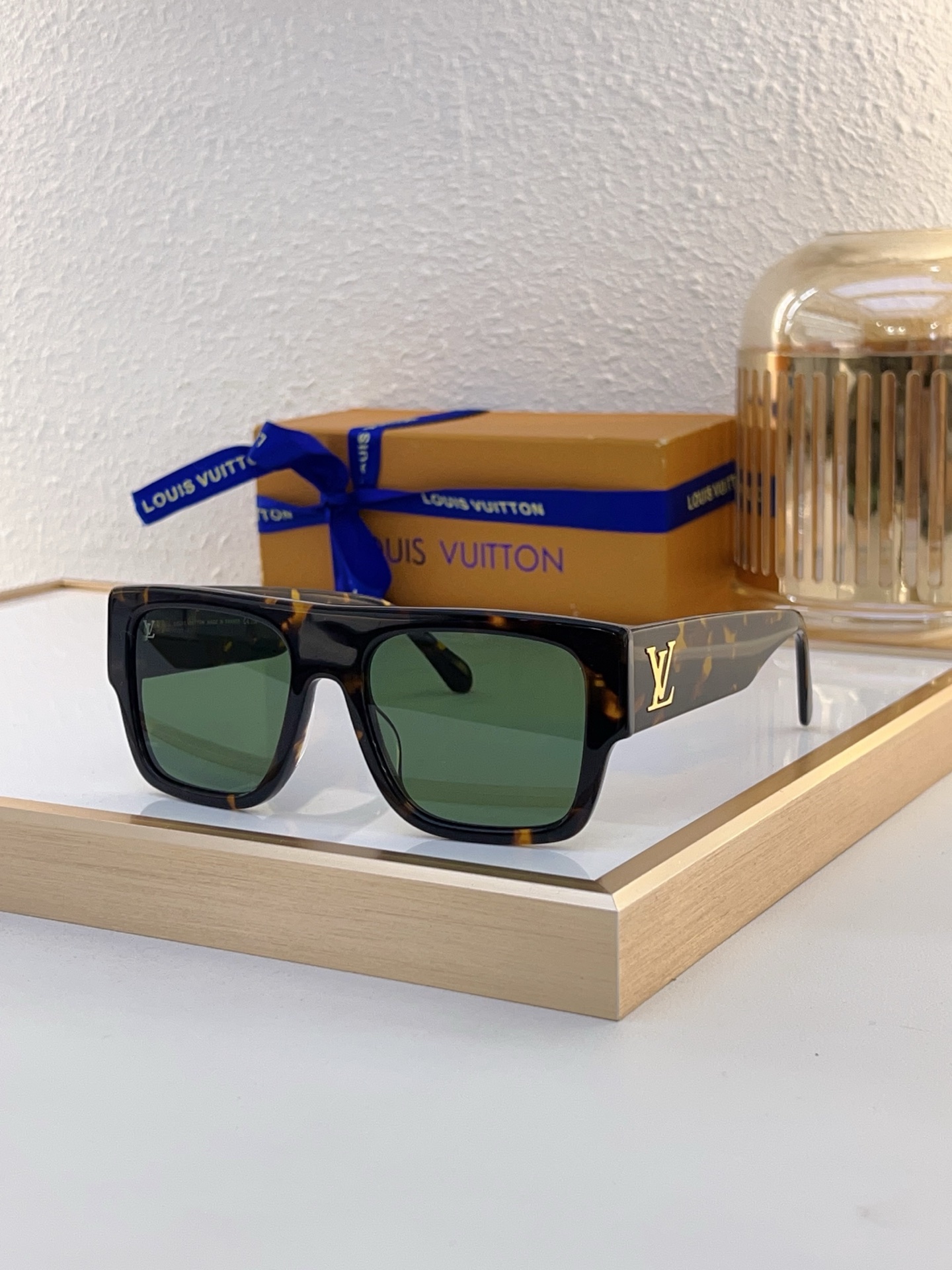 Louis Vuitton Z1713E Square Acetate Sunglasses