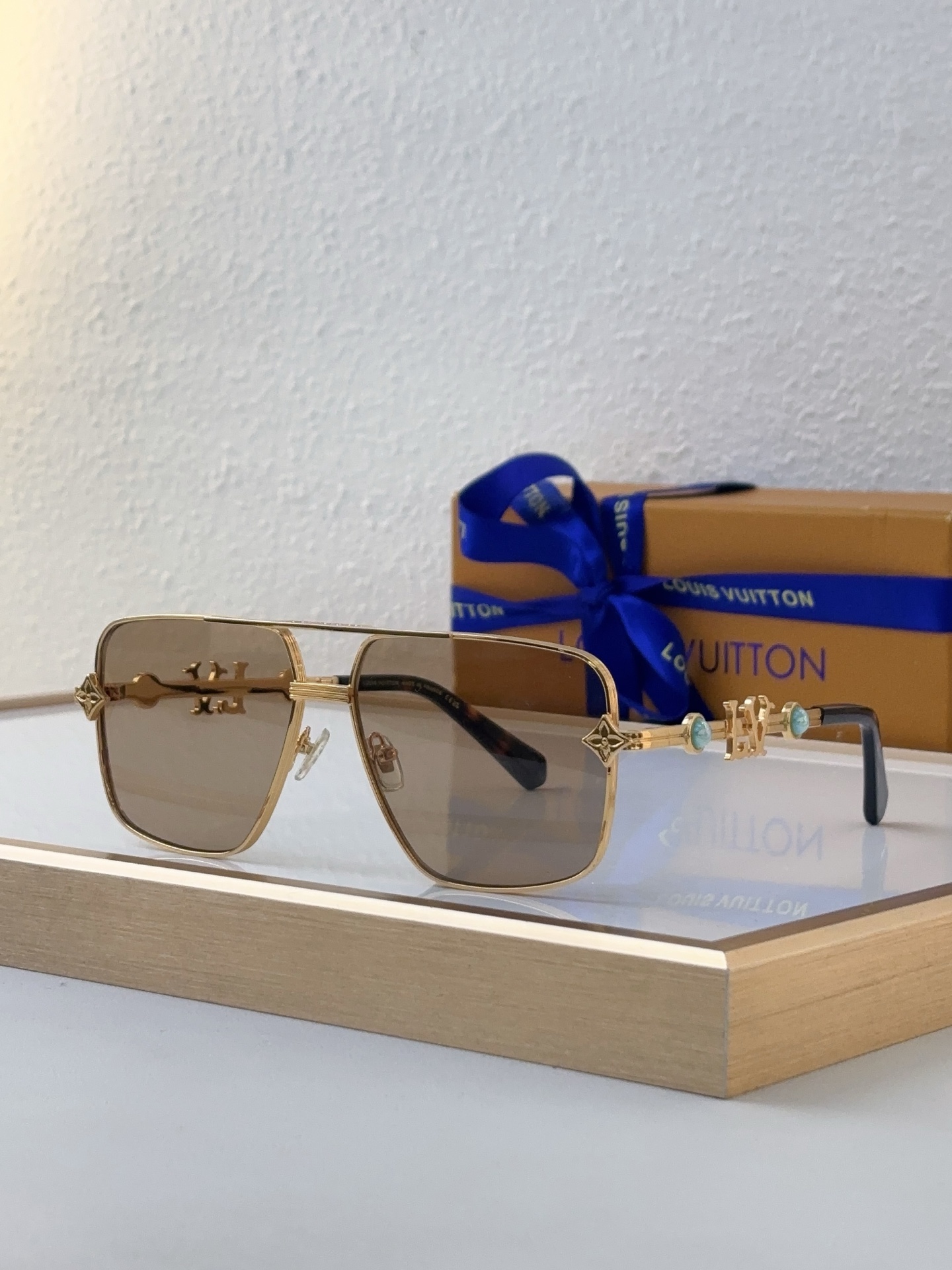 Louis Vuitton Z1701E Gold-Toned Square Double-Bridge Sunglasses