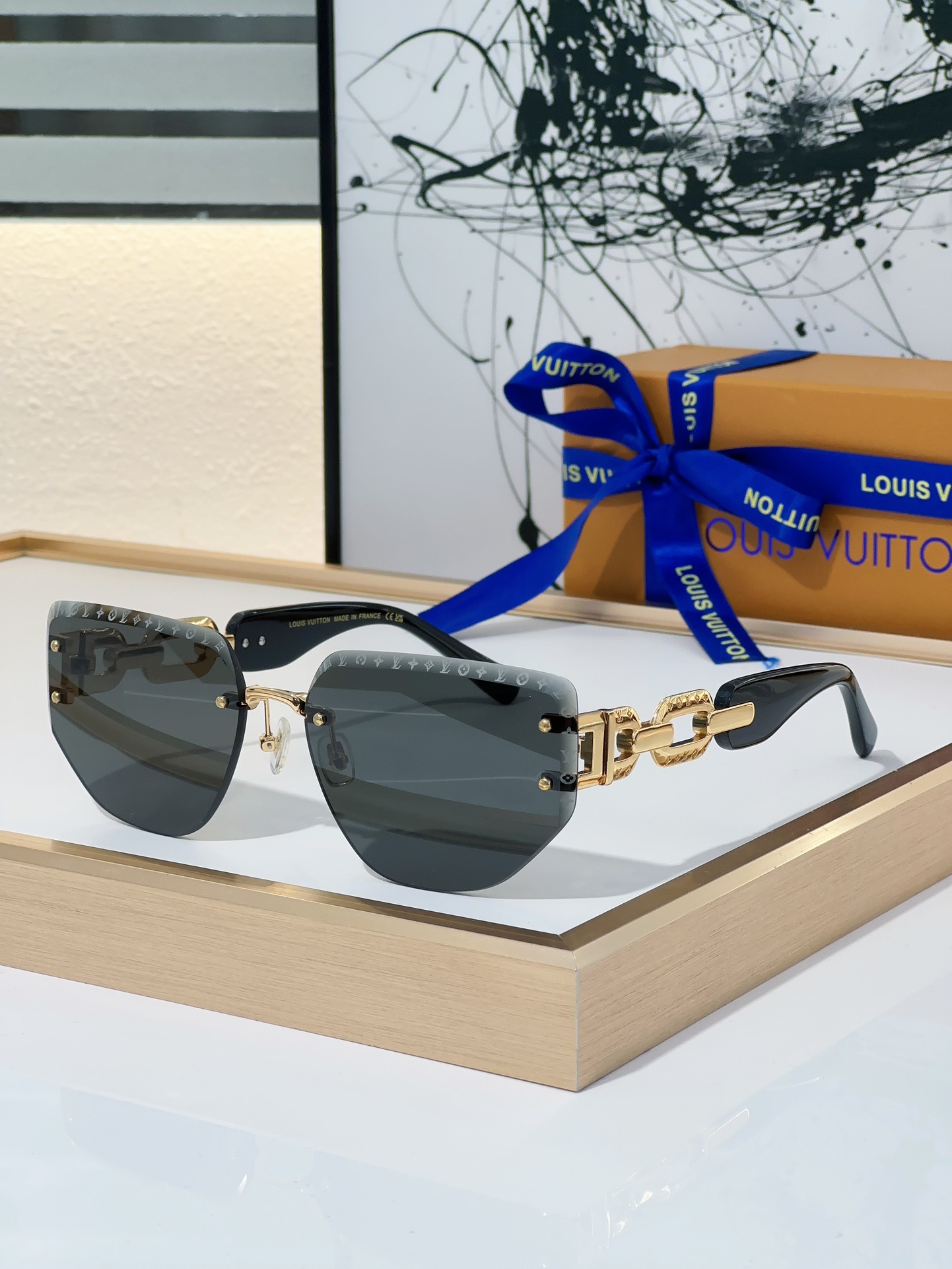 Louis Vuitton Z3080E Rimless Shield Sunglasses