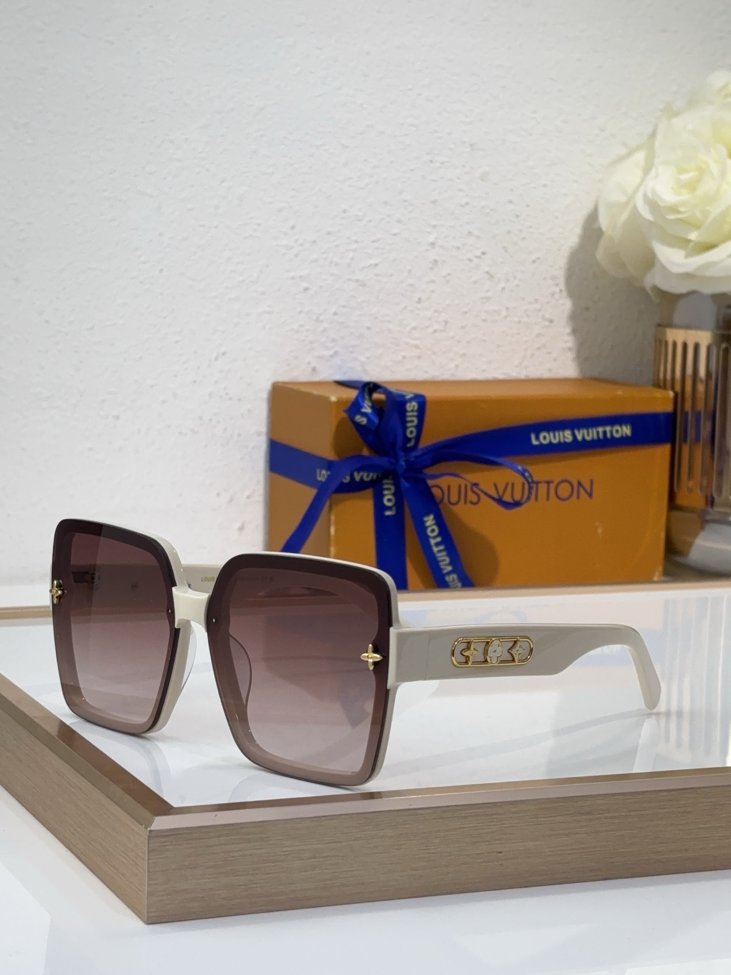 Louis Vuitton Z2710E Square Sunglasses