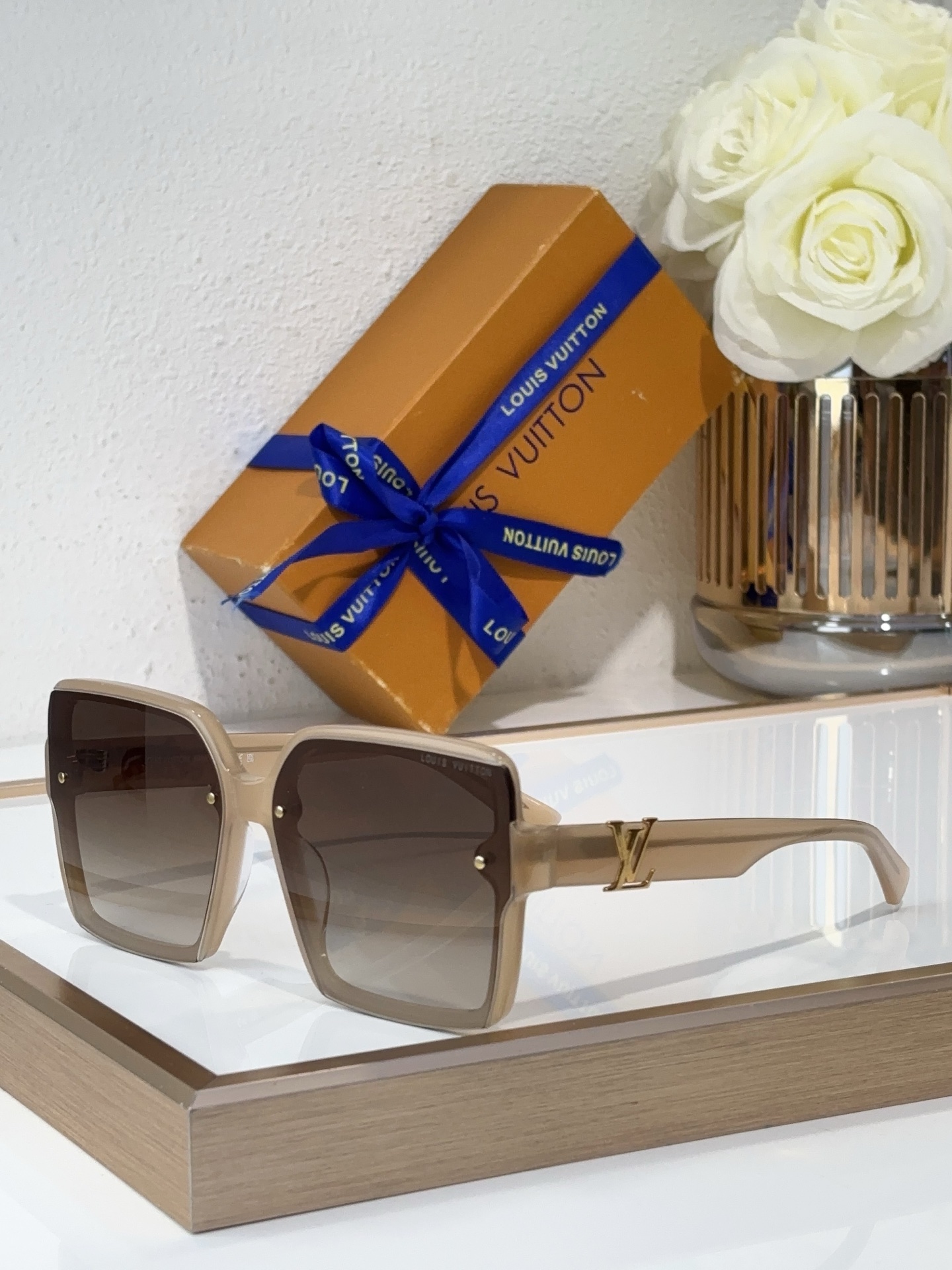 Louis Vuitton Z2470E Square Acetate Sunglasses
