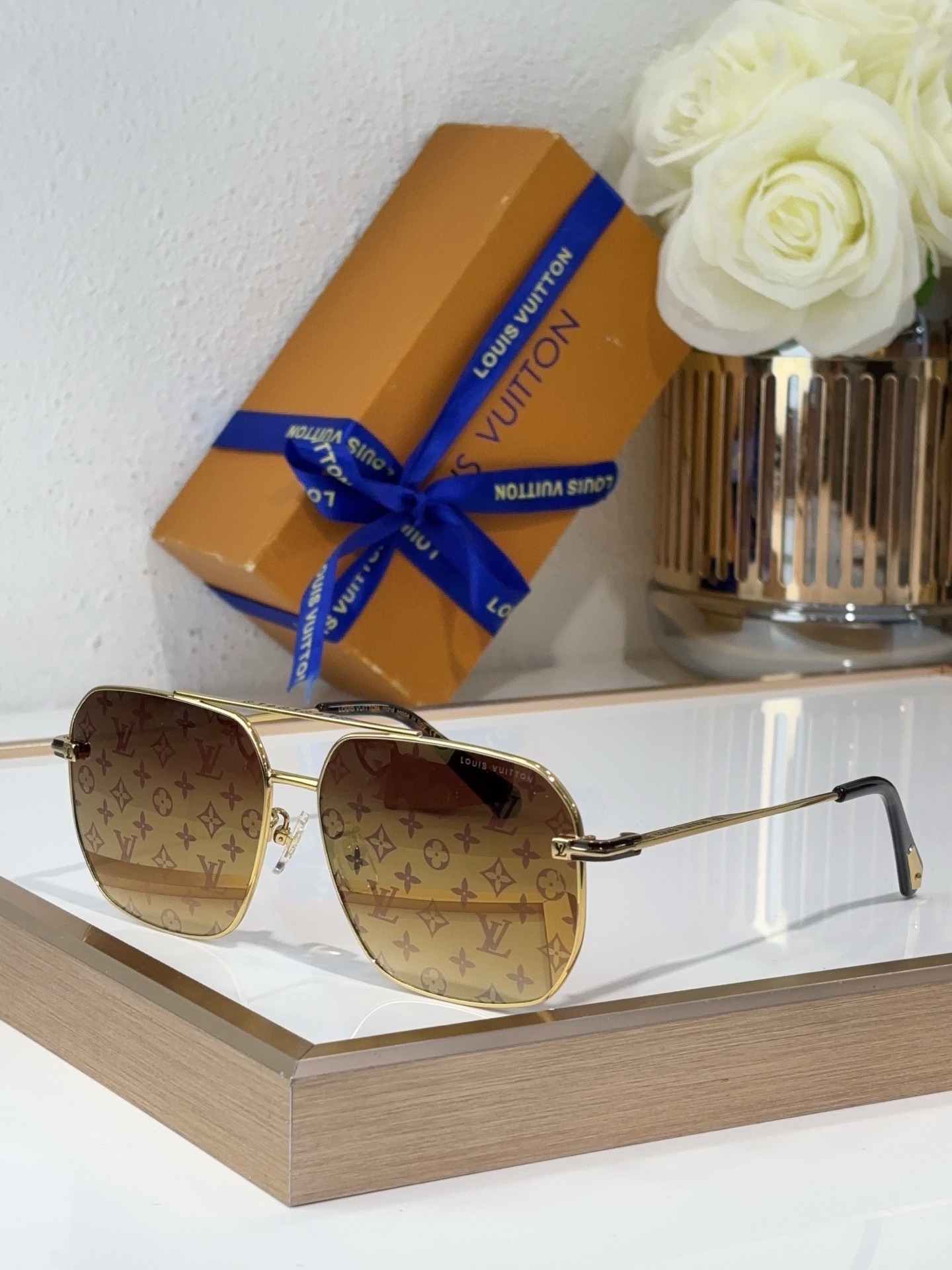 Louis Vuitton Z2270E Monogram Square Metal Sunglasses
