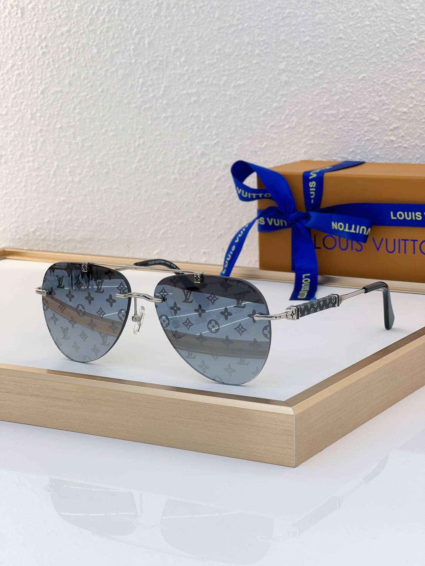 Louis Vuitton Z2140E Monogram Aviator Sunglasses