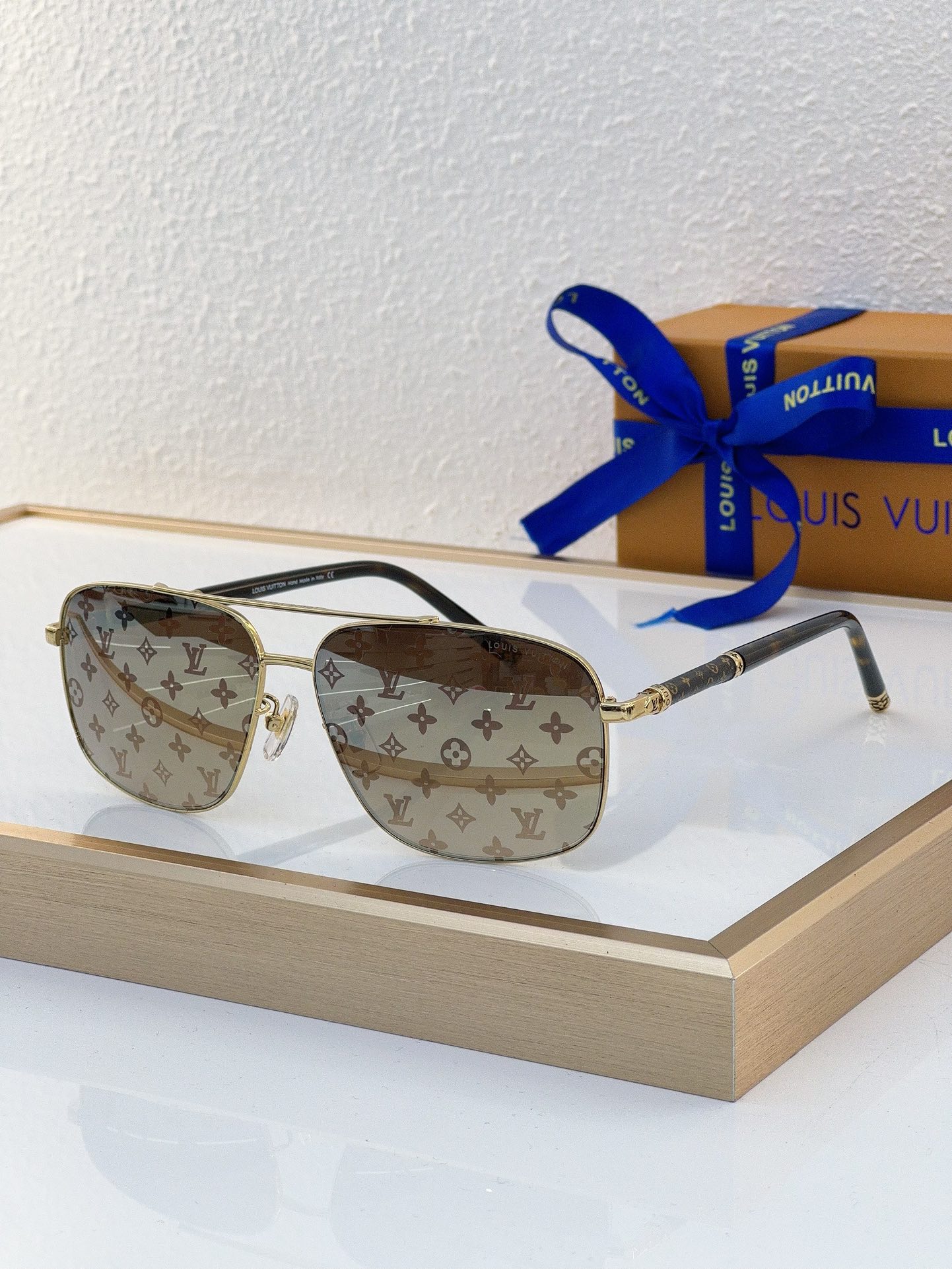 Louis Vuitton Z2110E Monogram Square - Aviator Sunglasses