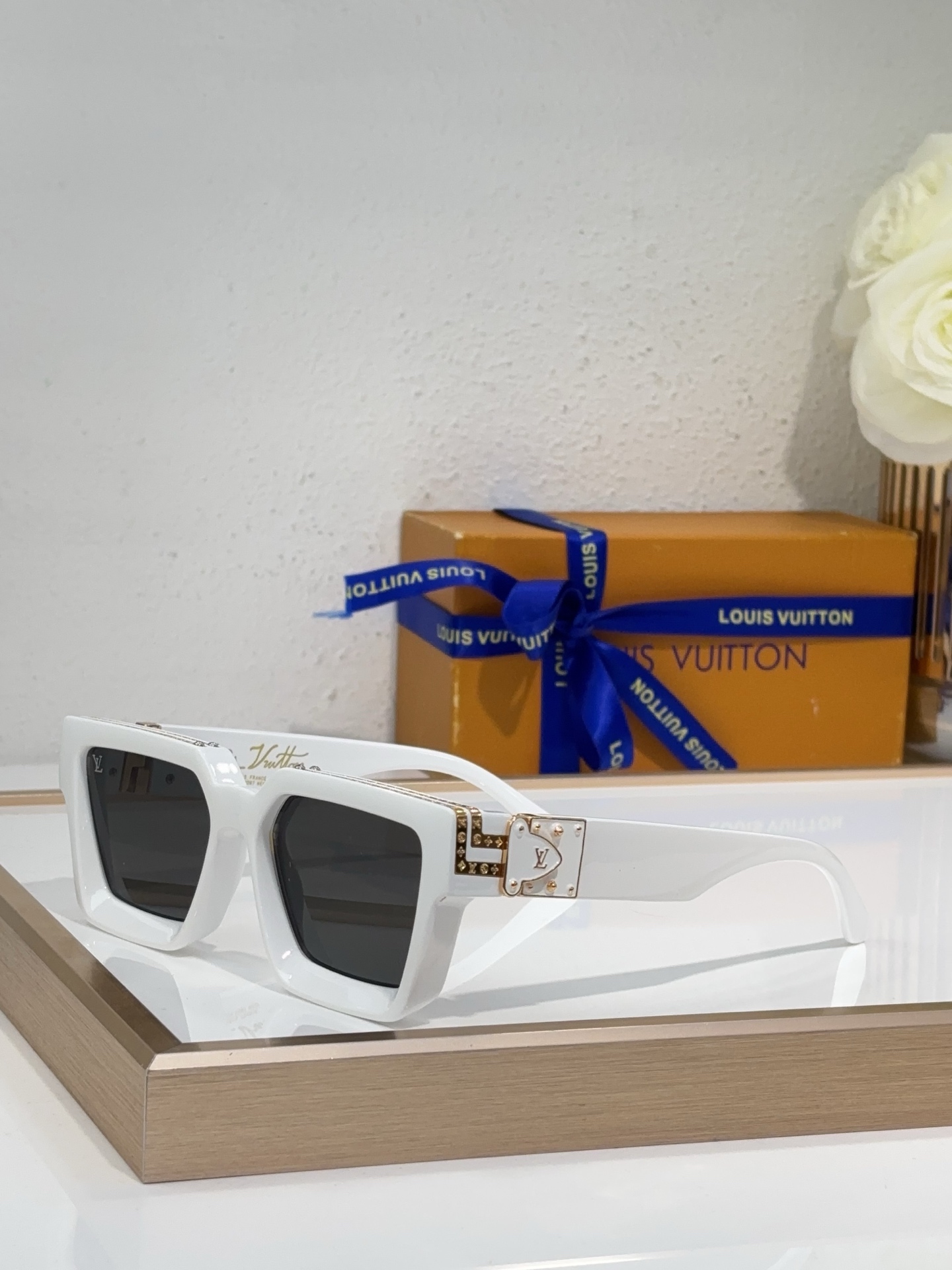 Louis Vuitton Z1987E Embellished Square Sunglasses