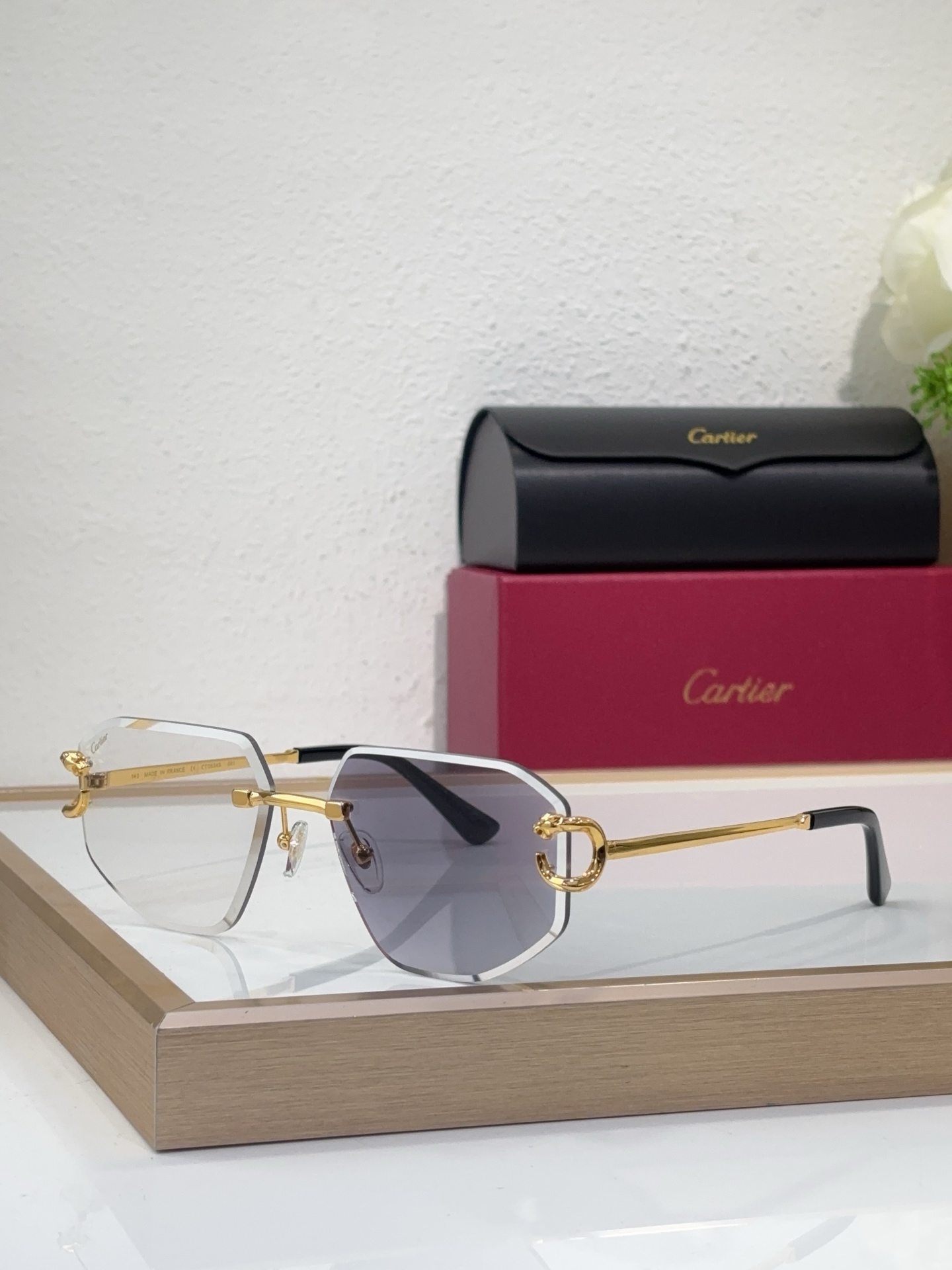 Cartier CT0634S Diamond-Accented Geometric Rimless Sunglasses